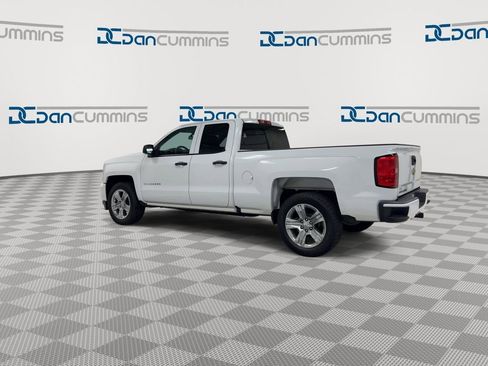 Used 2016 Chevrolet Silverado 1500 Custom w/ Custom Convenience Package image 6