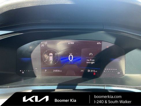 Used 2024 Volkswagen Taos SE image 21