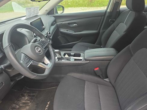 Used 2025 Nissan Sentra SV w/ All-Weather Package FWD image 12