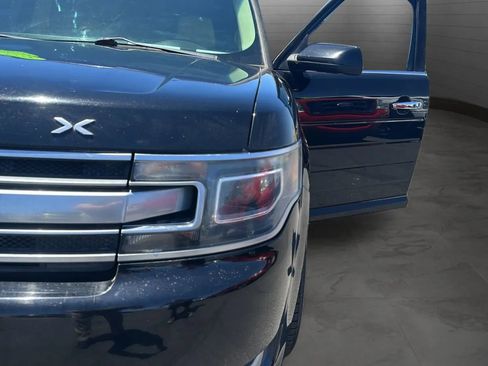 Used 2018 Ford Flex Limited FWD image 18