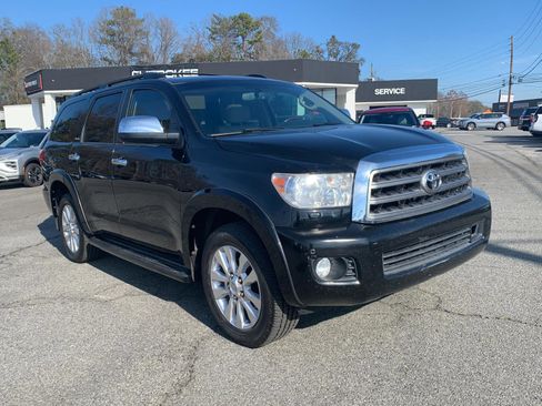 Used 2014 Toyota Sequoia Platinum image 1