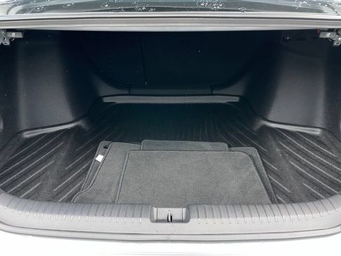 Used 2025 Honda Accord SE image 32