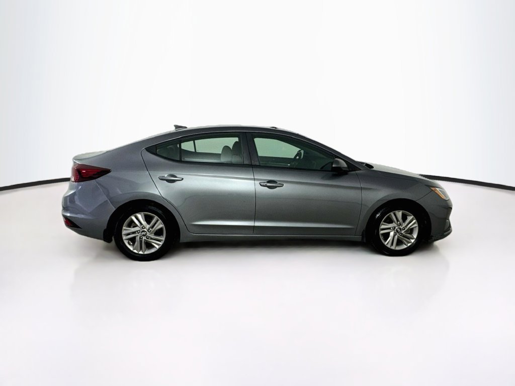 Used 2019 Hyundai Elantra Value Edition FWD image 8