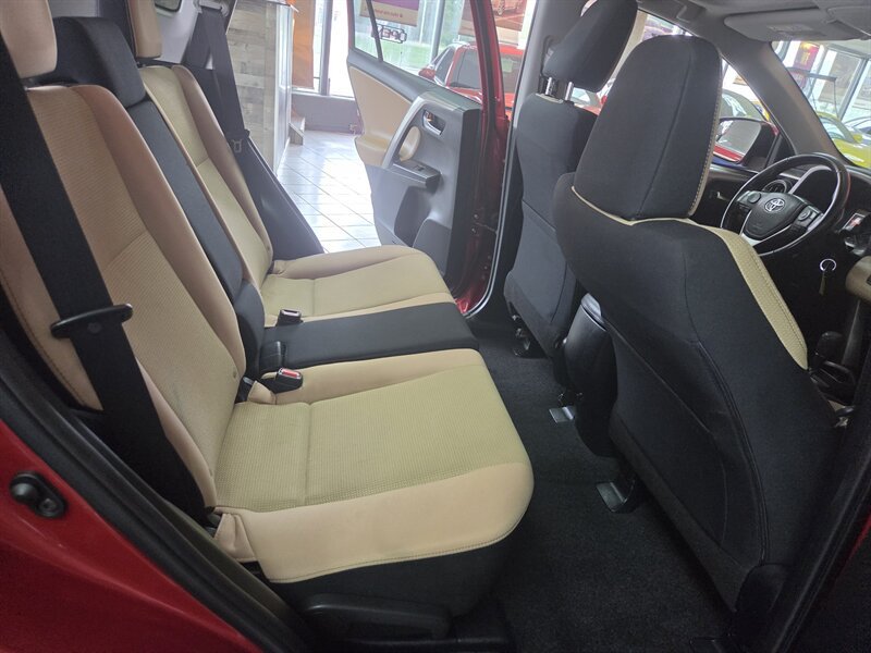 Used 2017 Toyota RAV4 XLE w/ All Weather Liner Package AWD/4WD image 15