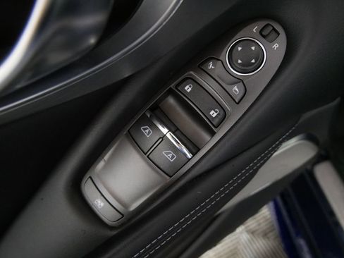 Used 2022 INFINITI Q60 3.0t Luxe w/ Essential Package image 13