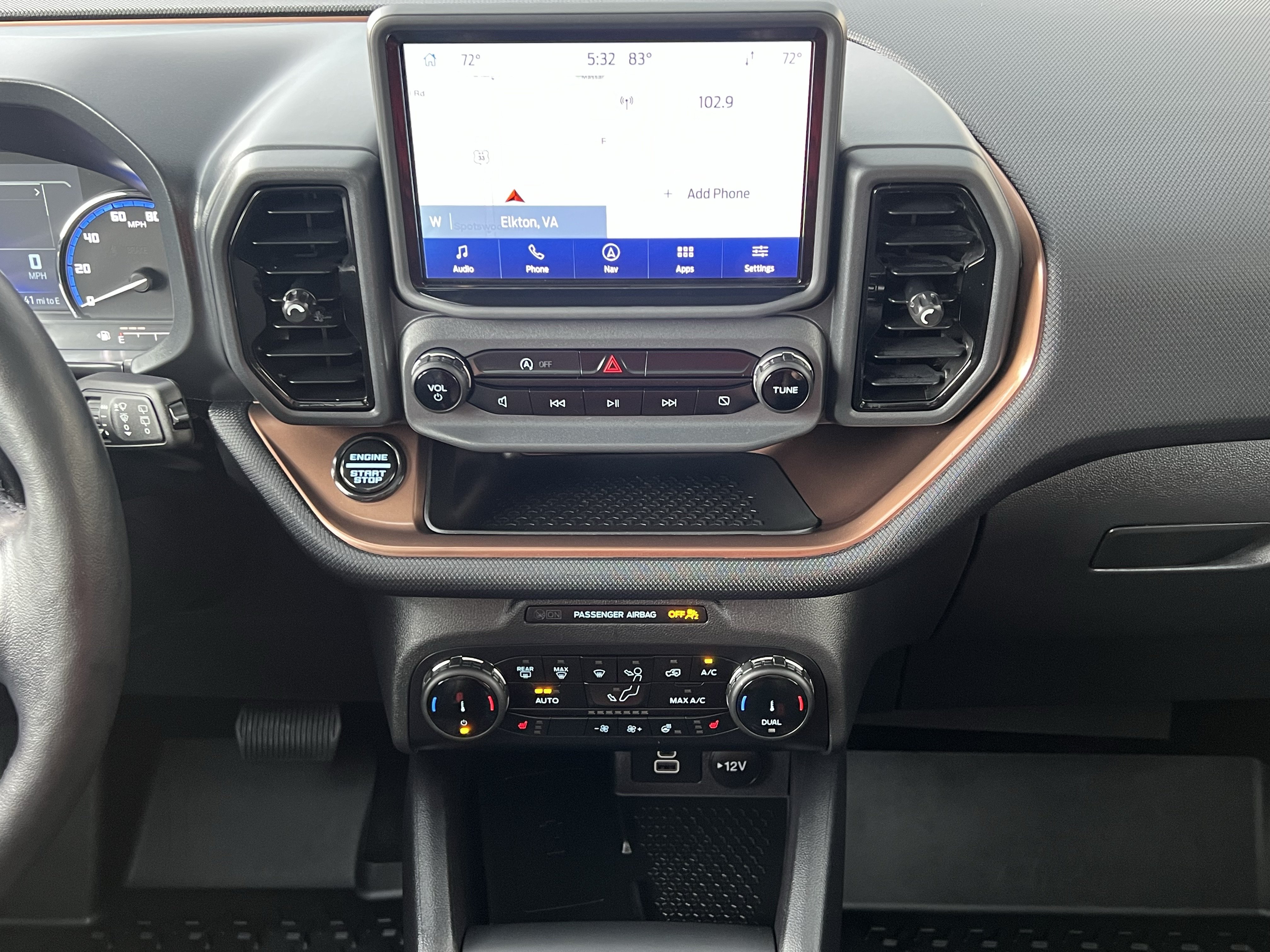 Used 2023 Ford Bronco Sport Outer Banks w/ Tech Package AWD/4WD image 22