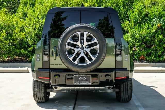 New 2026 Land Rover Defender 110 X-Dynamic SE AWD/4WD image 12