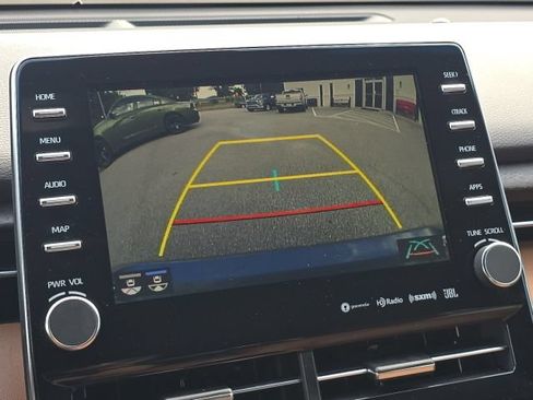 Used 2019 Toyota Avalon Limited w/ All Weather Liner Package FWD image 31