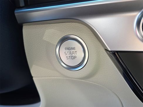 New 2025 Kia Telluride EX image 32