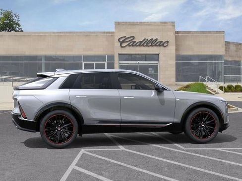 New 2026 Cadillac Lyriq Premium Luxury w/ LPO, Red Accent Package AWD/4WD image 5