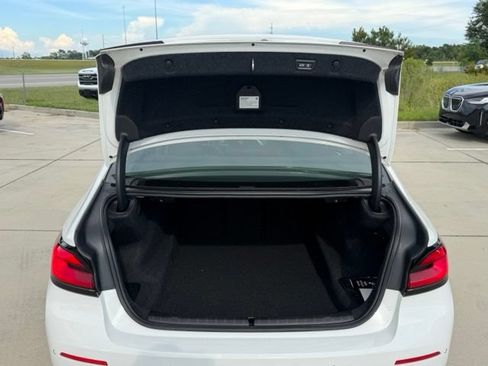 Used 2021 BMW 540i w/ Convenience Package RWD image 30