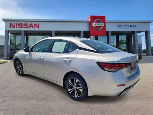 Used 2023 Nissan Sentra SV FWD image 4
