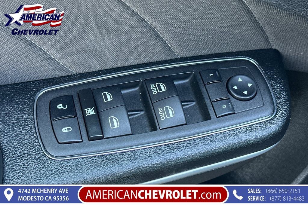 Used 2023 Dodge Charger SXT RWD image 12