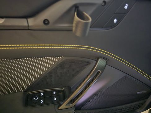Certified 2025 Porsche 911 GT3 RS RWD image 29