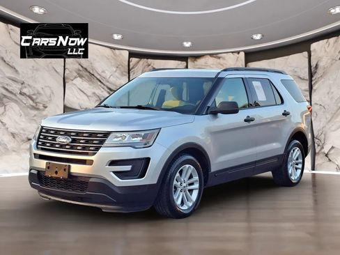 Used 2017 Ford Explorer FWD image 3