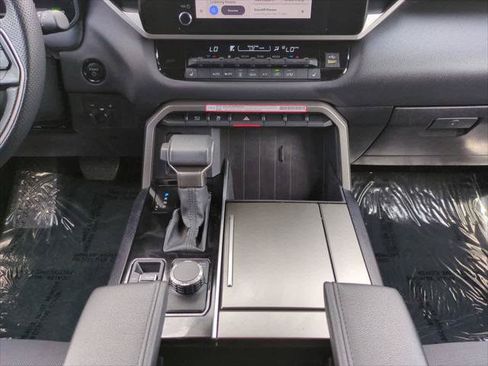 Certified 2025 Toyota Sequoia SR5 AWD/4WD image 19