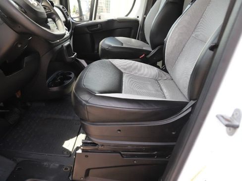 Used 2023 RAM ProMaster 2500 FWD image 23