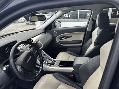 Used 2016 Land Rover Range Rover Evoque SE image 15
