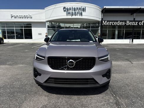 New 2026 Volvo XC40 B5 Plus w/ Protection Package Premier image 8