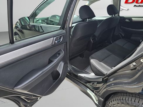 Used 2017 Subaru Outback 2.5i Premium AWD/4WD image 24