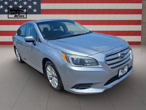 Used 2017 Subaru Legacy 2.5i Premium AWD/4WD image 3