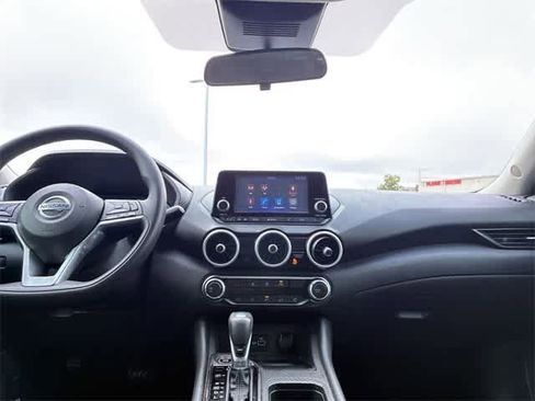 Used 2021 Nissan Sentra S image 28