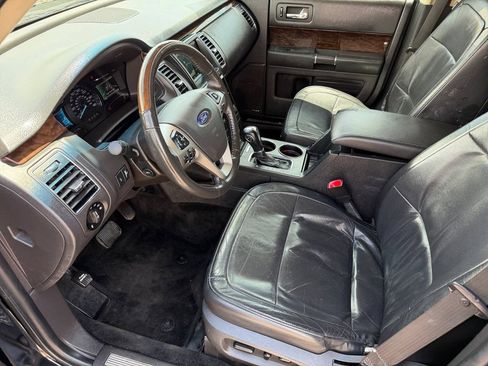 Used 2018 Ford Flex Limited AWD/4WD image 11