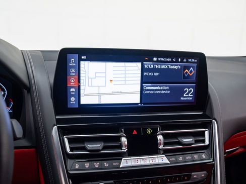 Certified 2025 BMW M850i xDrive Coupe image 30