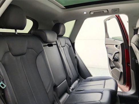 Used 2018 Audi Q5 2.0T Premium Plus w/ Premium Plus Package image 33