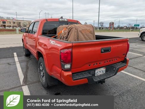 Used 2018 Toyota Tacoma TRD Sport w/ TRD Premium Sport Package image 13