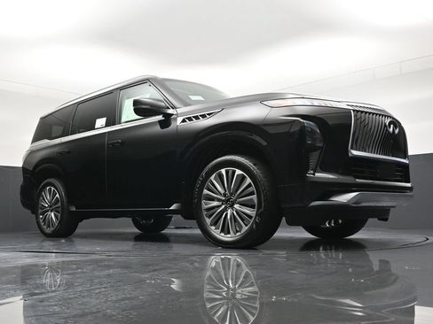 New 2027 INFINITI QX80 Luxe AWD/4WD image 32