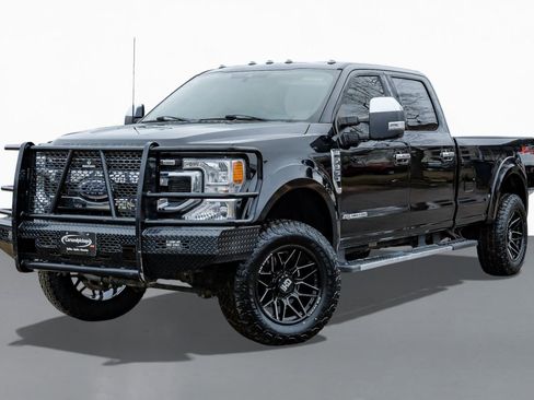 Used 2022 Ford F350 XLT w/ XLT Premium Package image 5