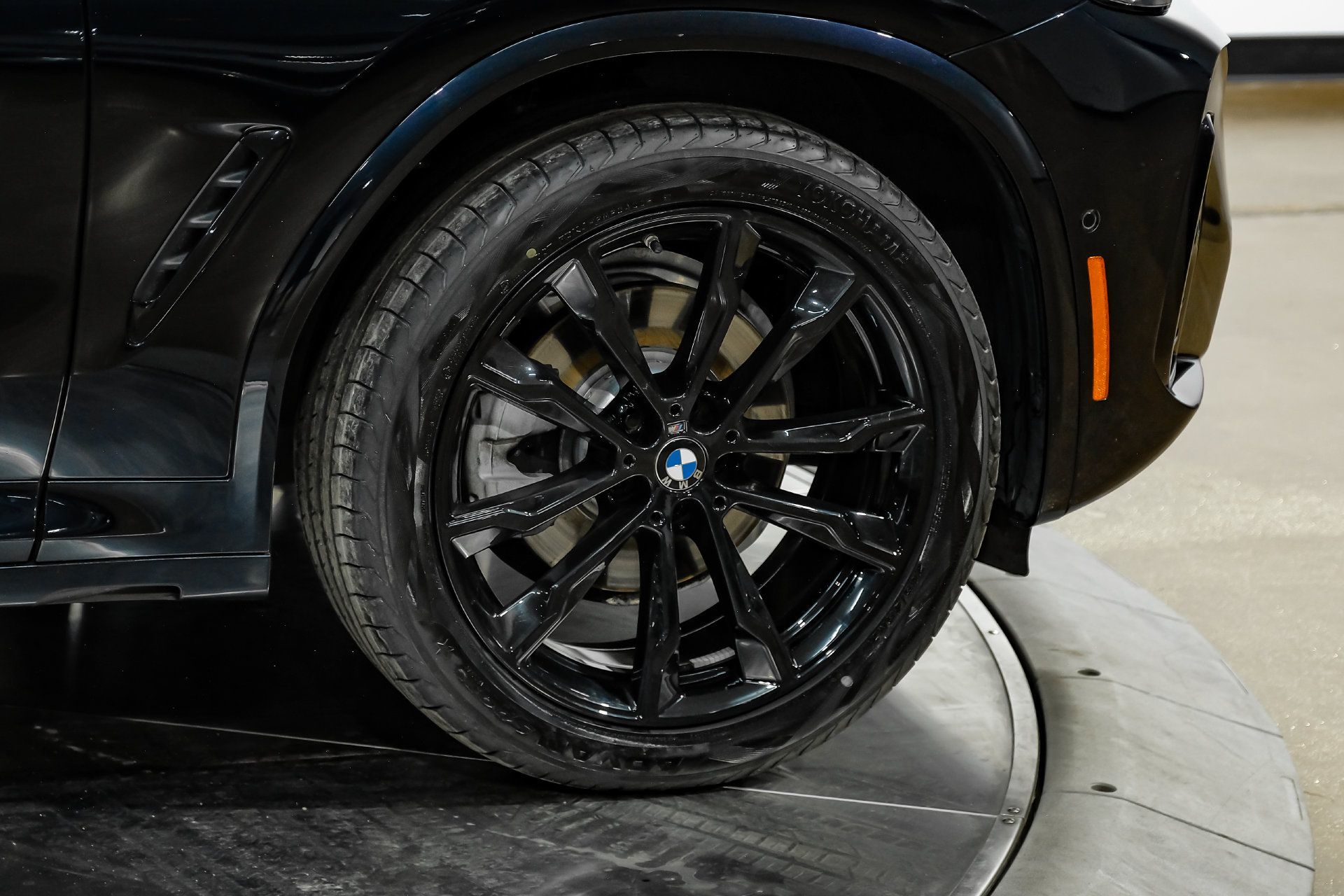 Used 2024 BMW X3 sDrive30i w/ Premium Package RWD image 65