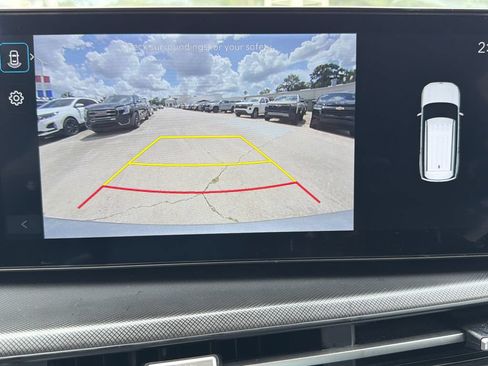 Used 2025 Hyundai Santa Fe SEL FWD image 22