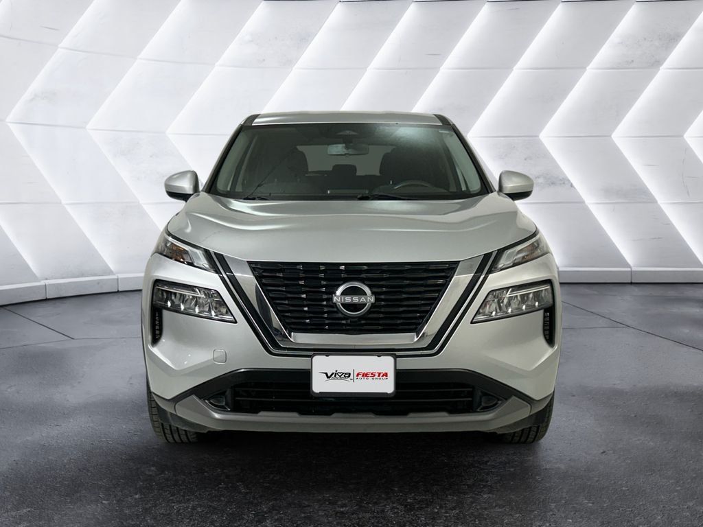 Used 2023 Nissan Rogue SV FWD image 2