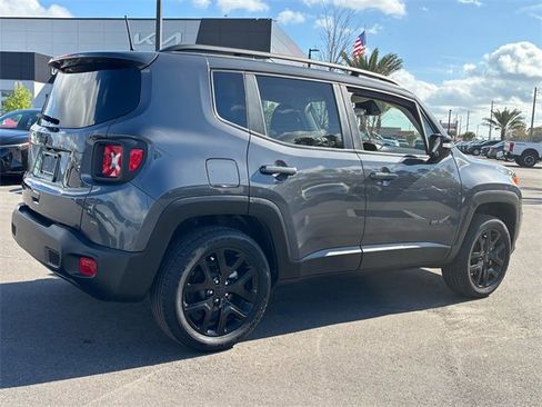 Used 2023 Jeep Renegade Altitude image 14