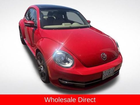 Used 2014 Volkswagen Beetle TDI FWD image 1