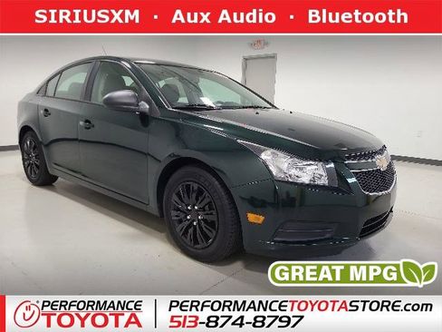 Used 2014 Chevrolet Cruze LS FWD image 1