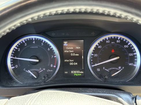 Used 2018 Toyota Highlander Limited Platinum AWD/4WD image 28
