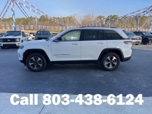 Used 2023 Jeep Grand Cherokee 4WD 4xe w/ Luxury Tech Group II image 37