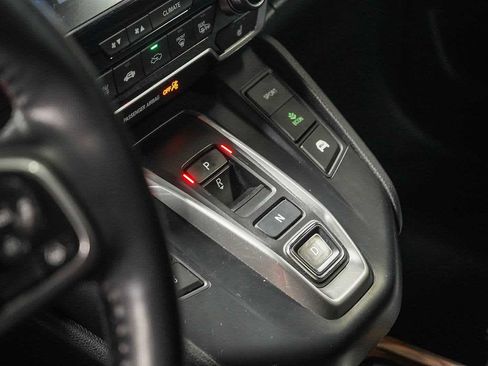 Used 2022 Honda CR-V Touring image 27