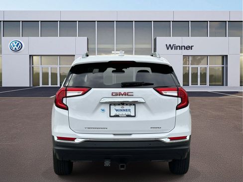 Used 2022 GMC Terrain SLT w/ Tech Package AWD/4WD image 4