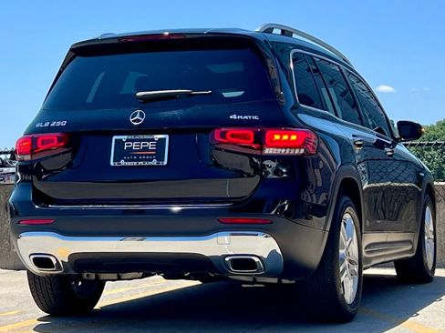 Certified 2023 Mercedes-Benz GLB 250 4MATIC image 7