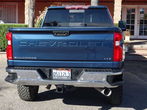 Used 2020 Chevrolet Silverado 3500 LTZ w/ LTZ Plus Package AWD/4WD image 7