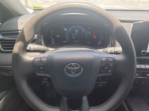 Certified 2025 Toyota Camry LE FWD image 25