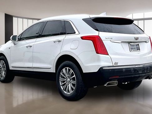 Used 2017 Cadillac XT5 Luxury image 11