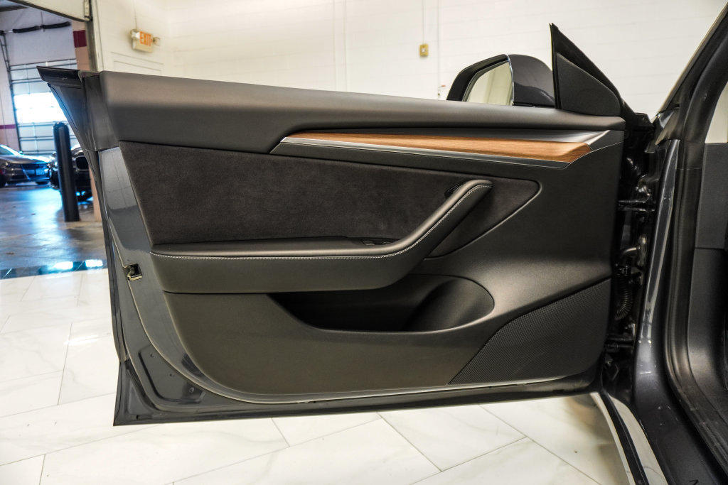 Used 2022 Tesla Model 3 Standard Range RWD image 15