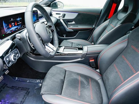 Certified 2025 Mercedes-Benz CLA 35 AMG 4MATIC image 19