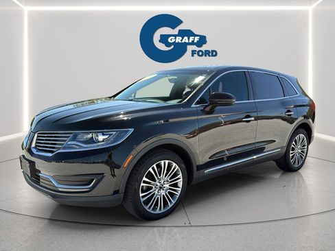 Used 2017 Lincoln MKX Reserve AWD/4WD image 2