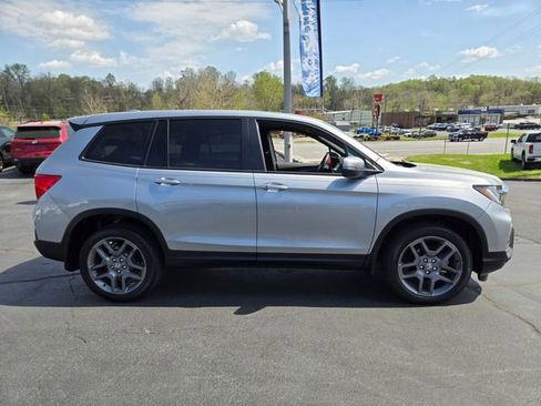 Used 2023 Honda Passport EX-L image 10